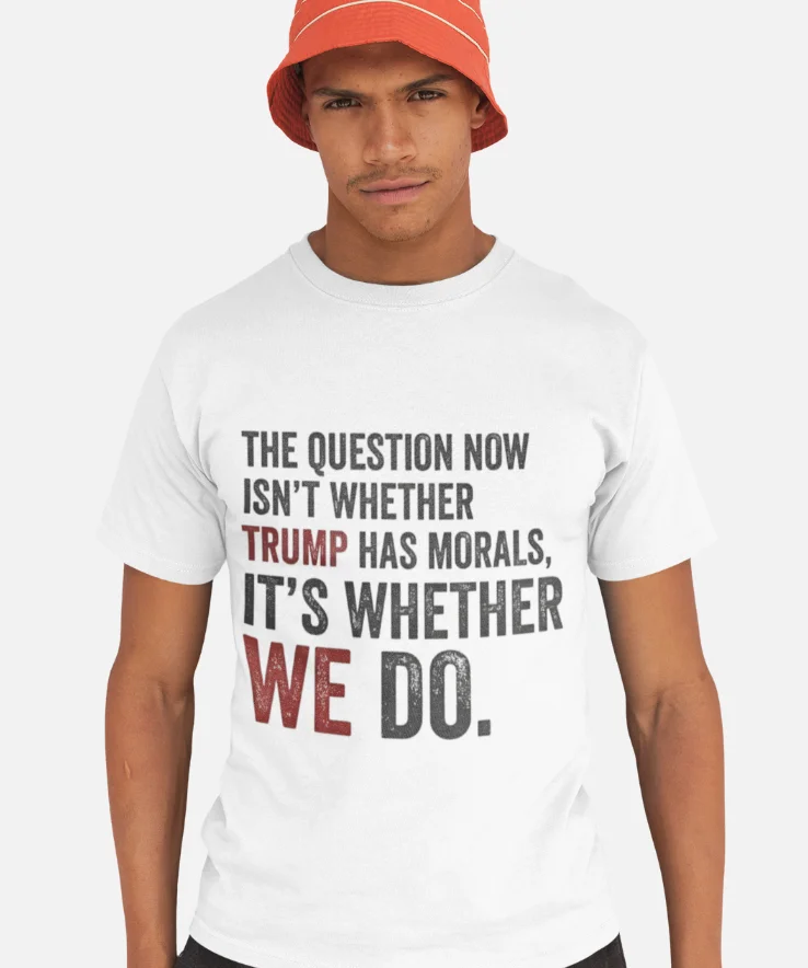 model wearing impreach trump unisex t-shirt